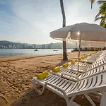 Park Royal Beach Acapulco
