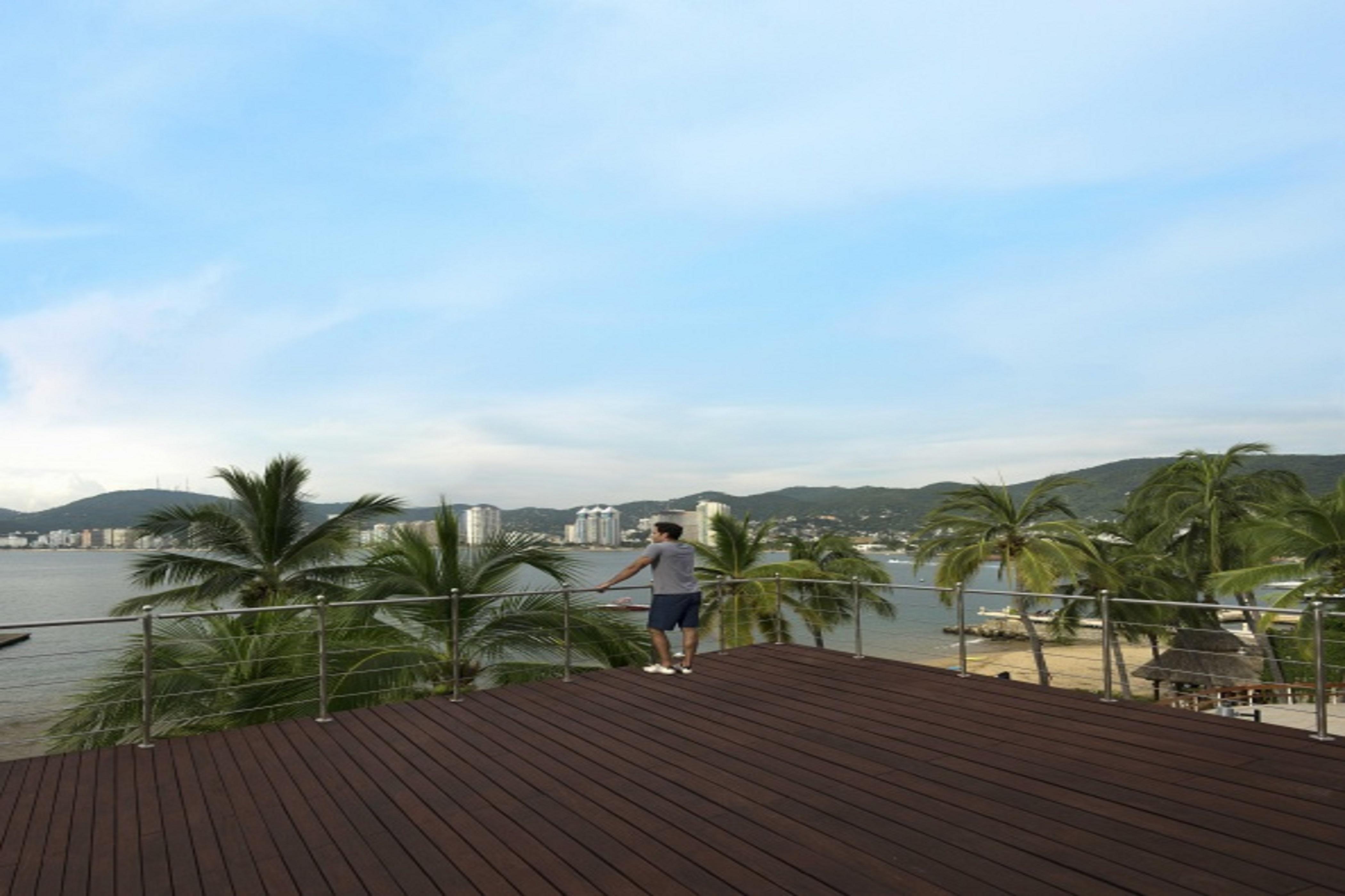 Complex Park Royal Acapulco