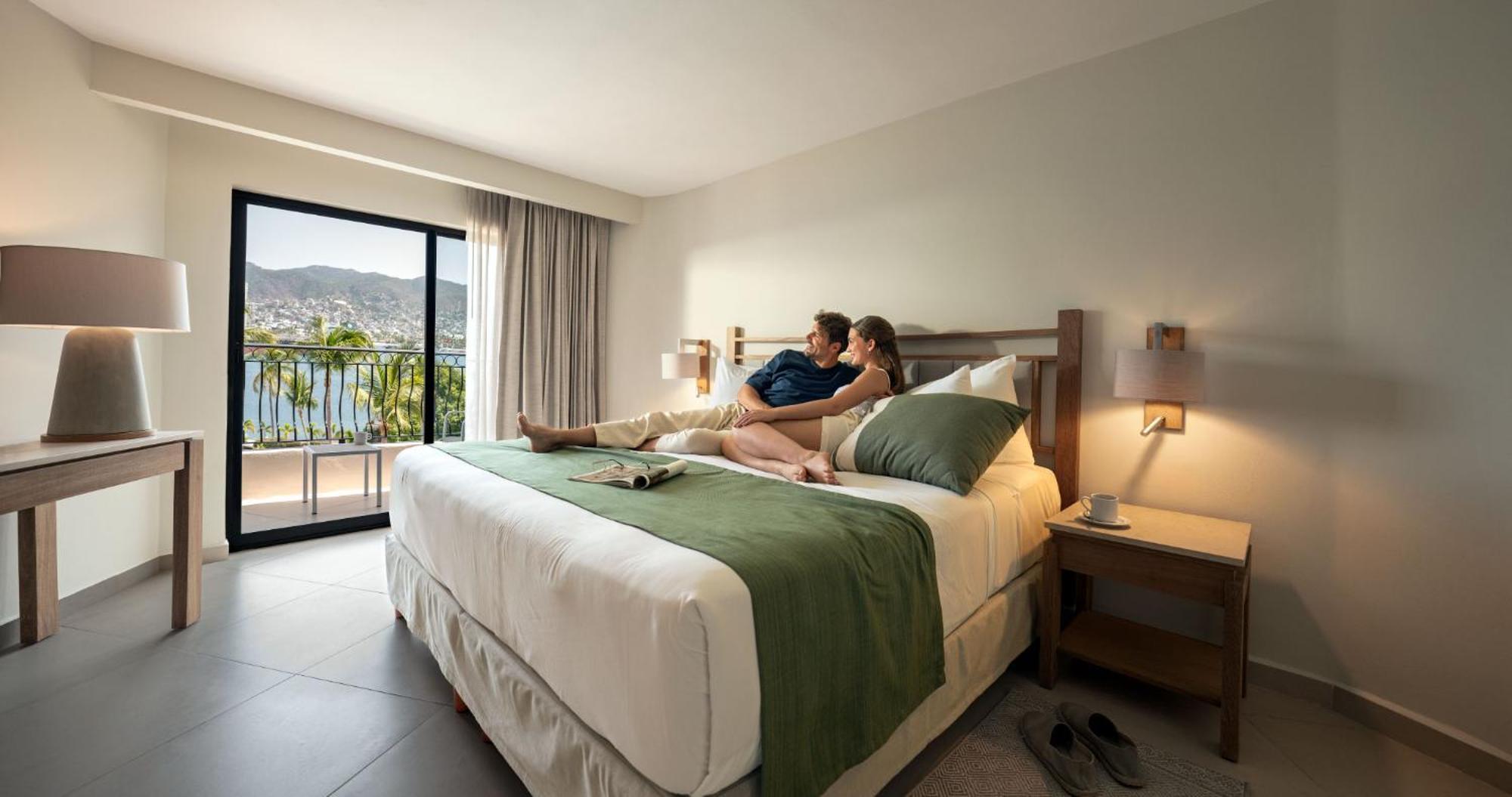 Park Royal 4*